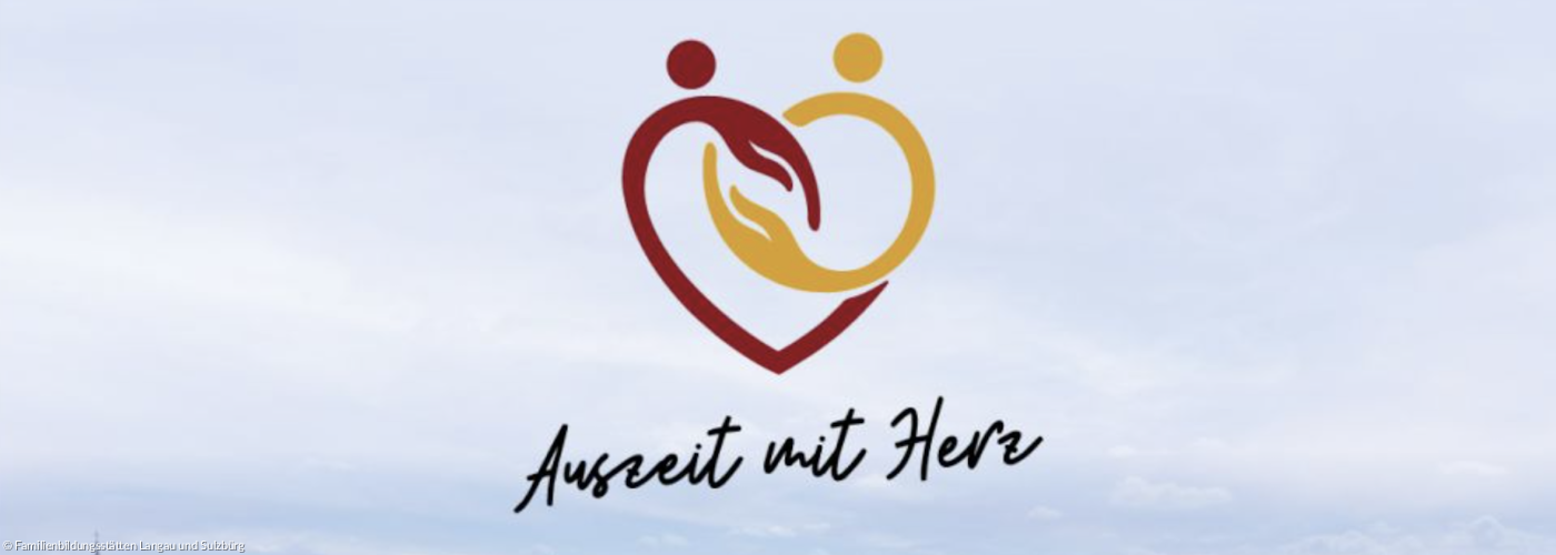 Auszeit mit Herz Logo vor Himmel